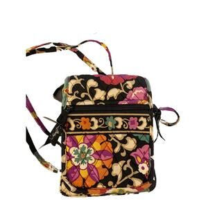 Vera Bradley Crossbody With Pockets